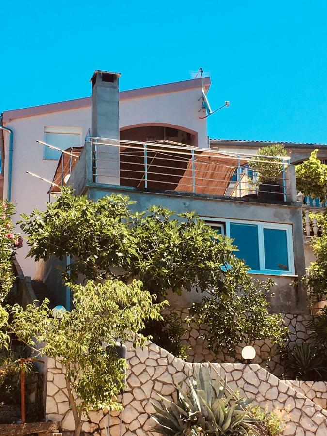 Dama Obrovac Exterior foto
